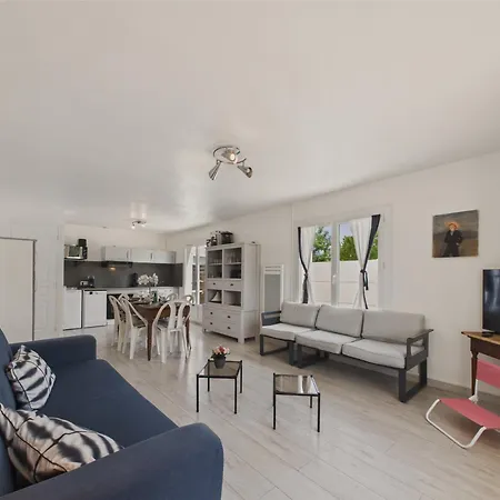 Дом отдыха 200m - Grande Terrasse Pour 4 Personnes L'Aiguillon-la-Presqu'ile