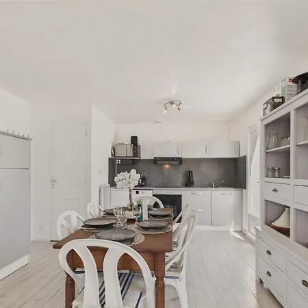 200m - Grande Terrasse Pour 4 Personnes