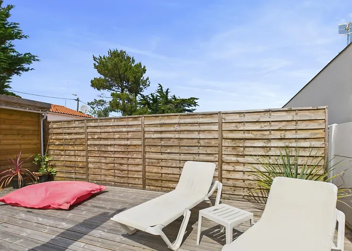 200m - Grande Terrasse Pour 4 Personnes Сasa de vacaciones *